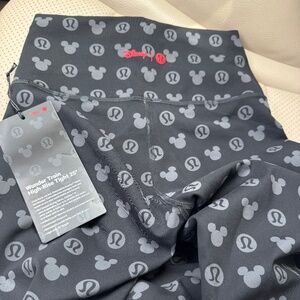 Lulu Lemon x Disney Wunder 25” size 4